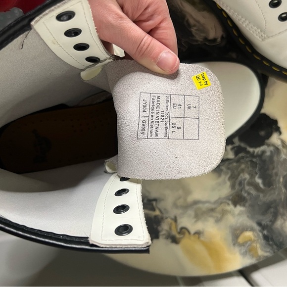 Dr Martens 1460 Smooth White Leather Lace Up Boot - Picture 11 of 12